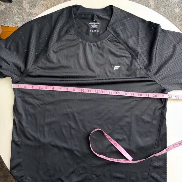Fabletics Men’s Rec Mesh Tee Size Large Black New - Picture 3 of 10